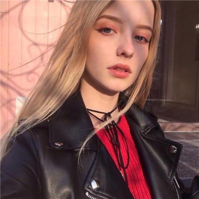 青空下的女孩中文破解版下载